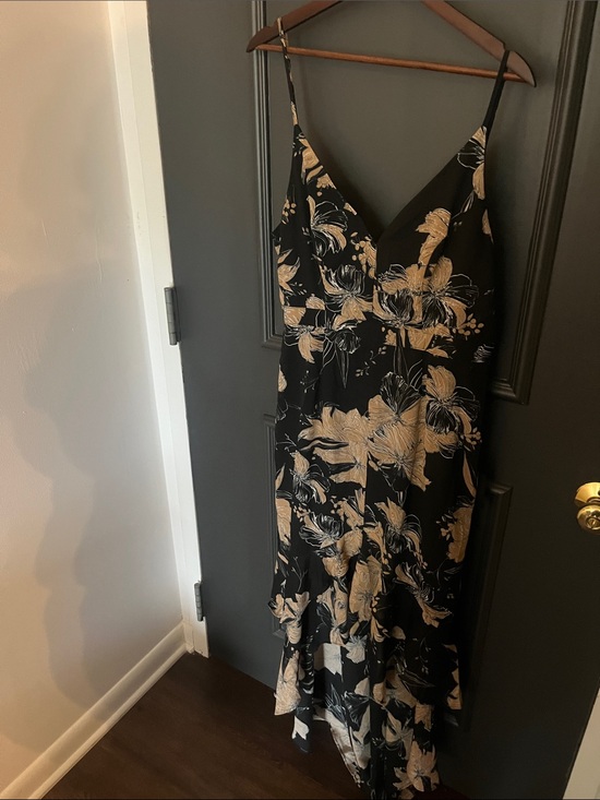Lulus Dresses & Skirts - Lulu's Black Strapless Floral Slip Dress with Tan Blooms